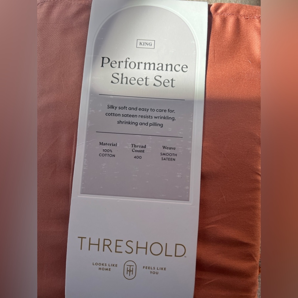 Threshold Performance Sheet Set - Rust - Picture 2 of 3